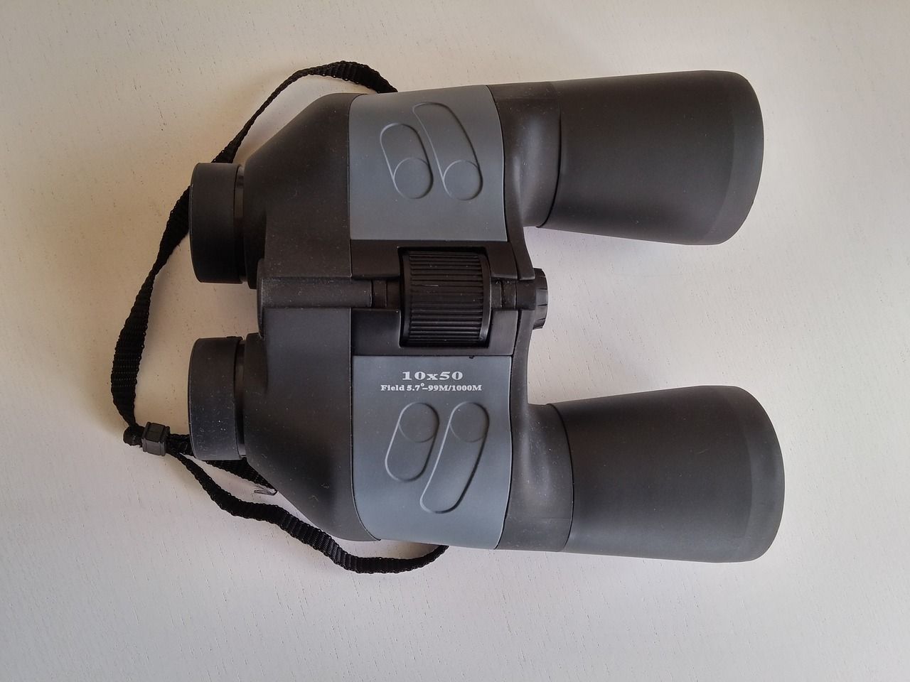 best hunting binoculars under 200